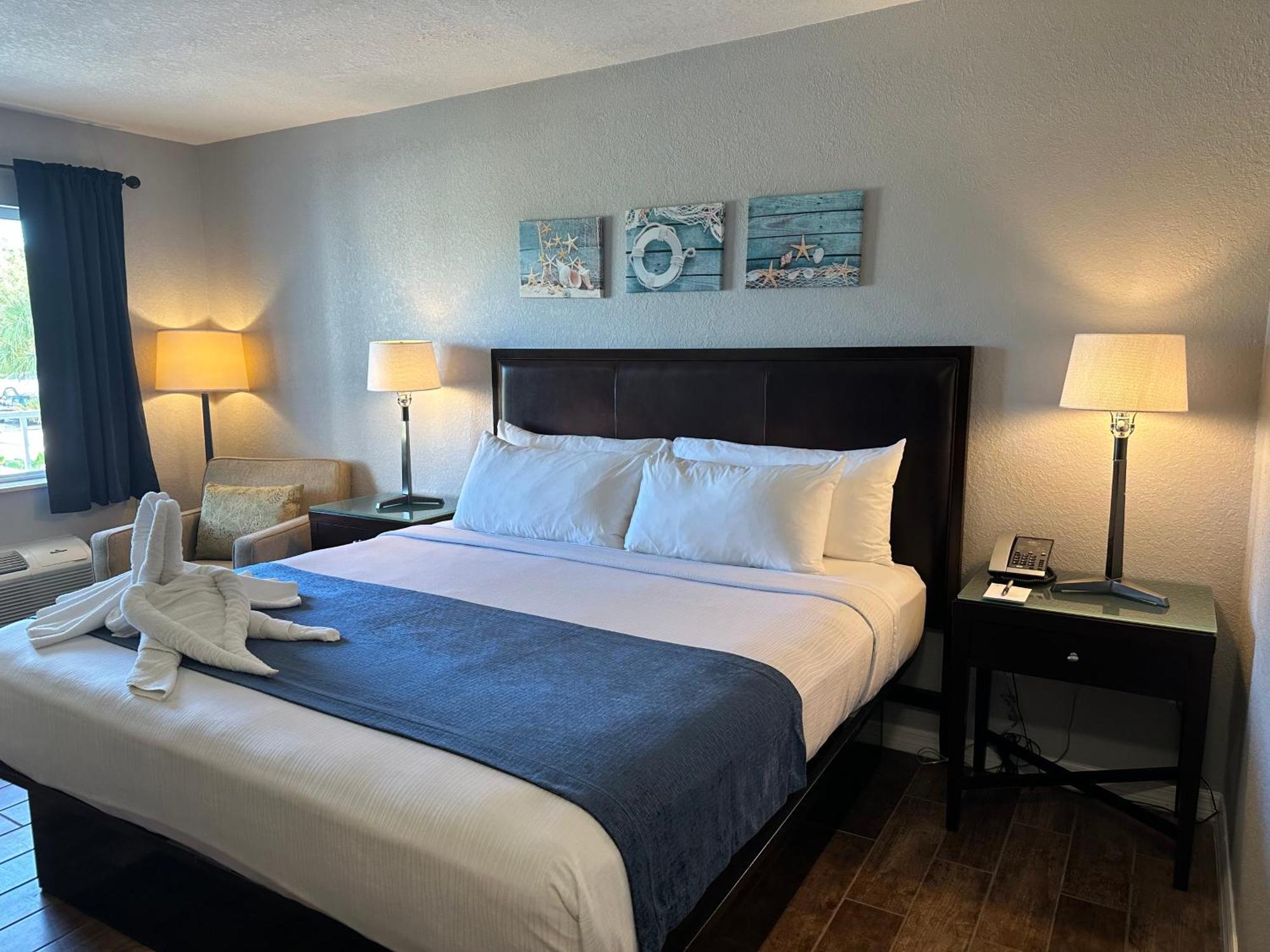Lantern Inn&Suites - Sarasota South Bradenton Bagian luar foto