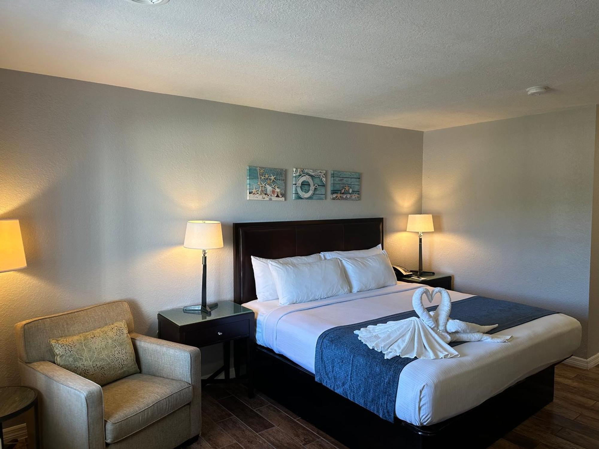 Lantern Inn&Suites - Sarasota South Bradenton Bagian luar foto